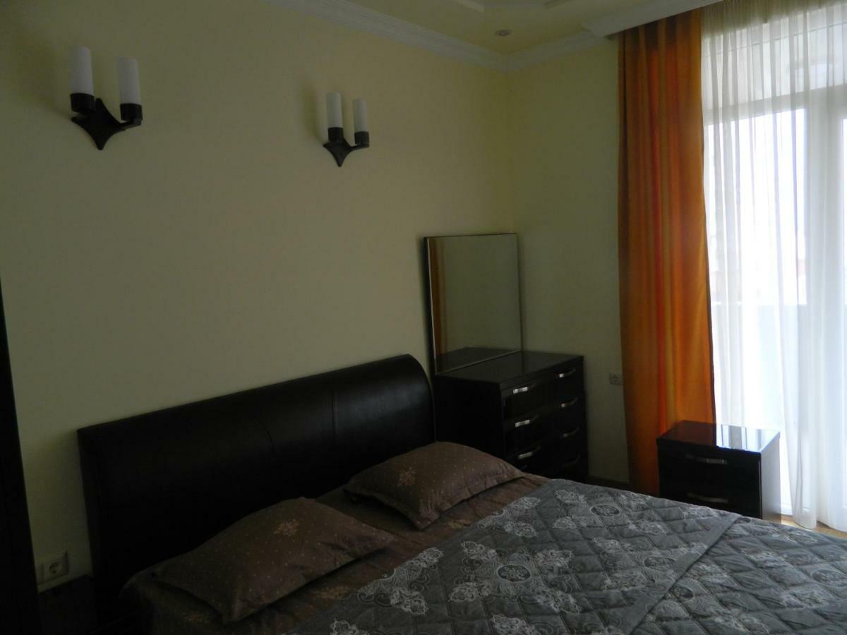 Chemi Saxli Apartment Μπατούμι Εξωτερικό φωτογραφία